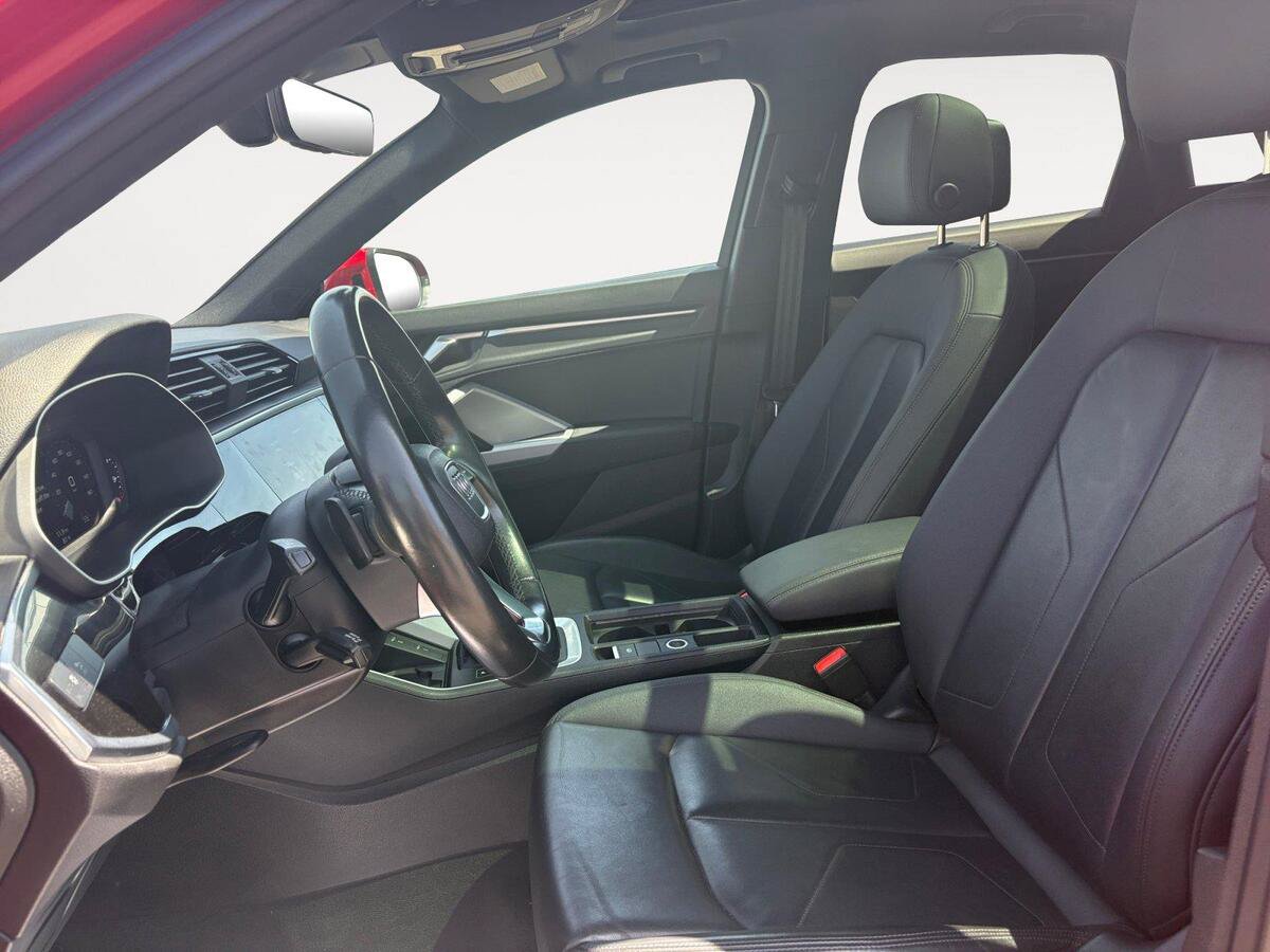 Used 2024 Audi Q3 2.0T Premium AWD/4WD image 9