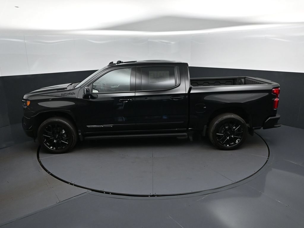 New 2026 Chevrolet Silverado 1500 High Country w/ High Country Premium Package AWD/4WD image 36