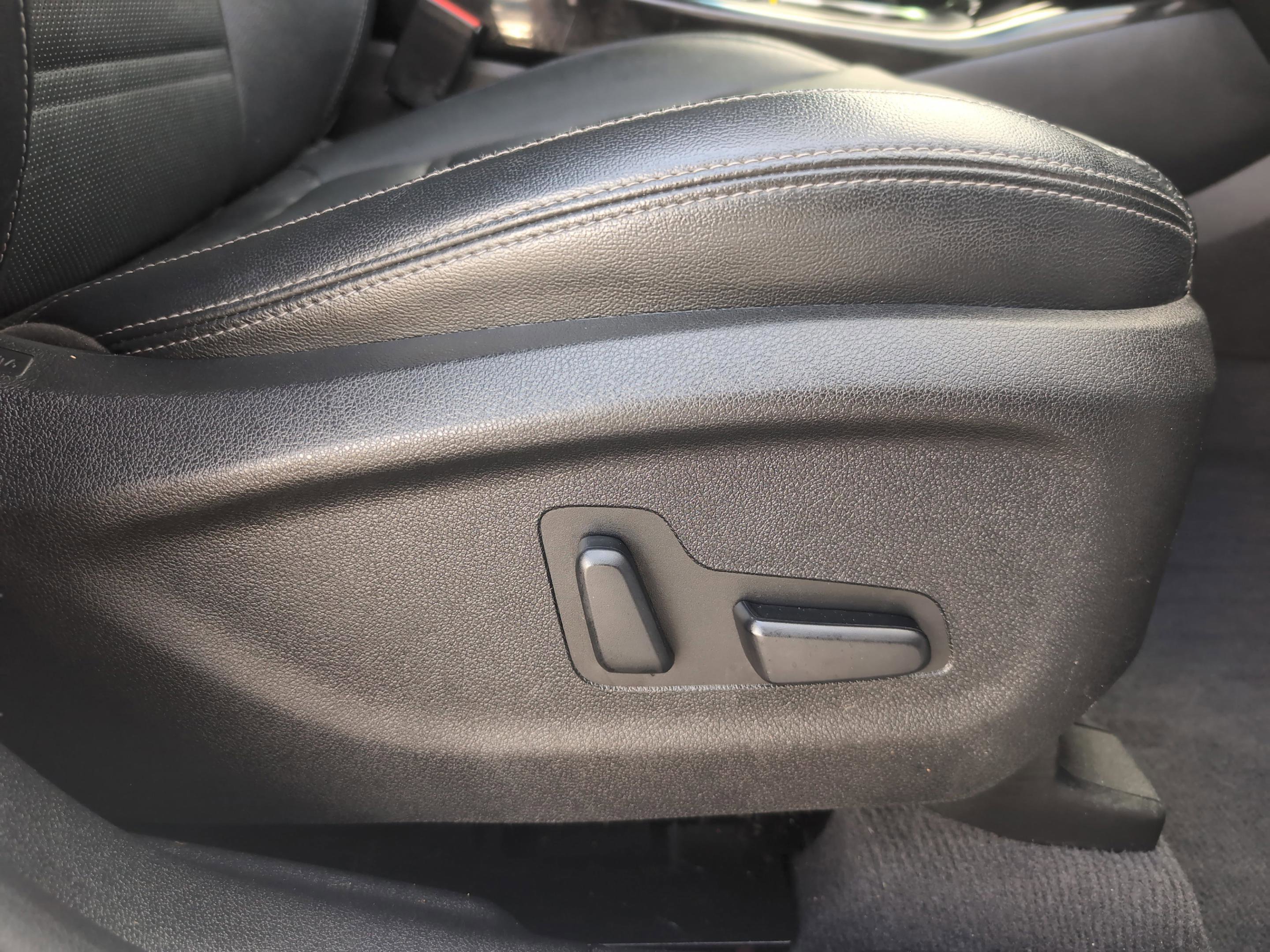 Used 2017 Kia Sorento SX image 31