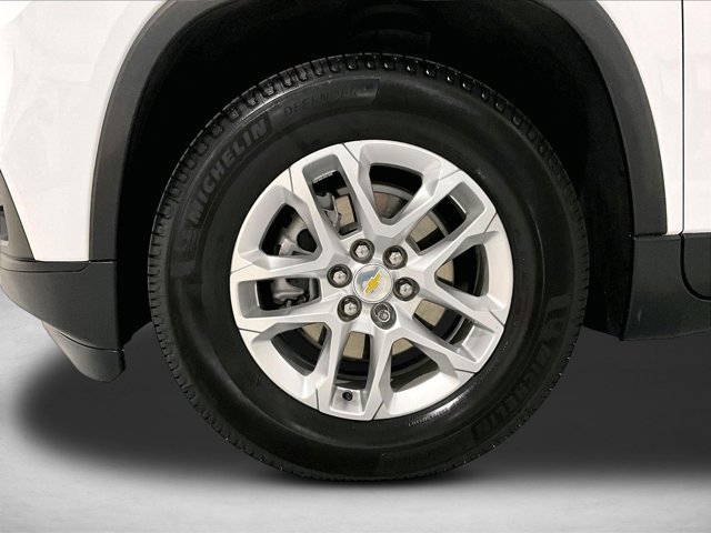 Used 2021 Chevrolet Traverse LS FWD image 10