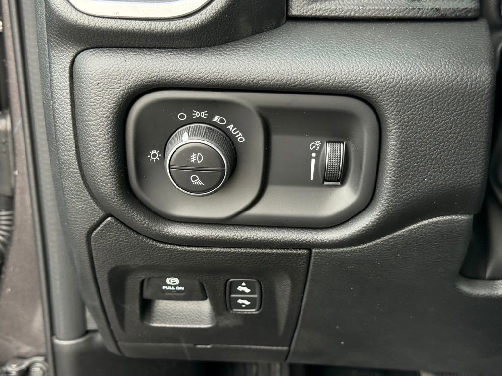 New 2026 RAM 1500 Big Horn w/ Night Edition AWD/4WD image 18