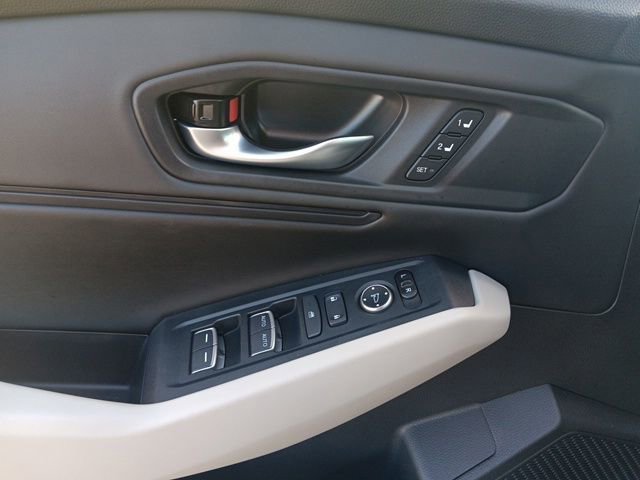 Used 2025 Honda Accord EX-L image 15