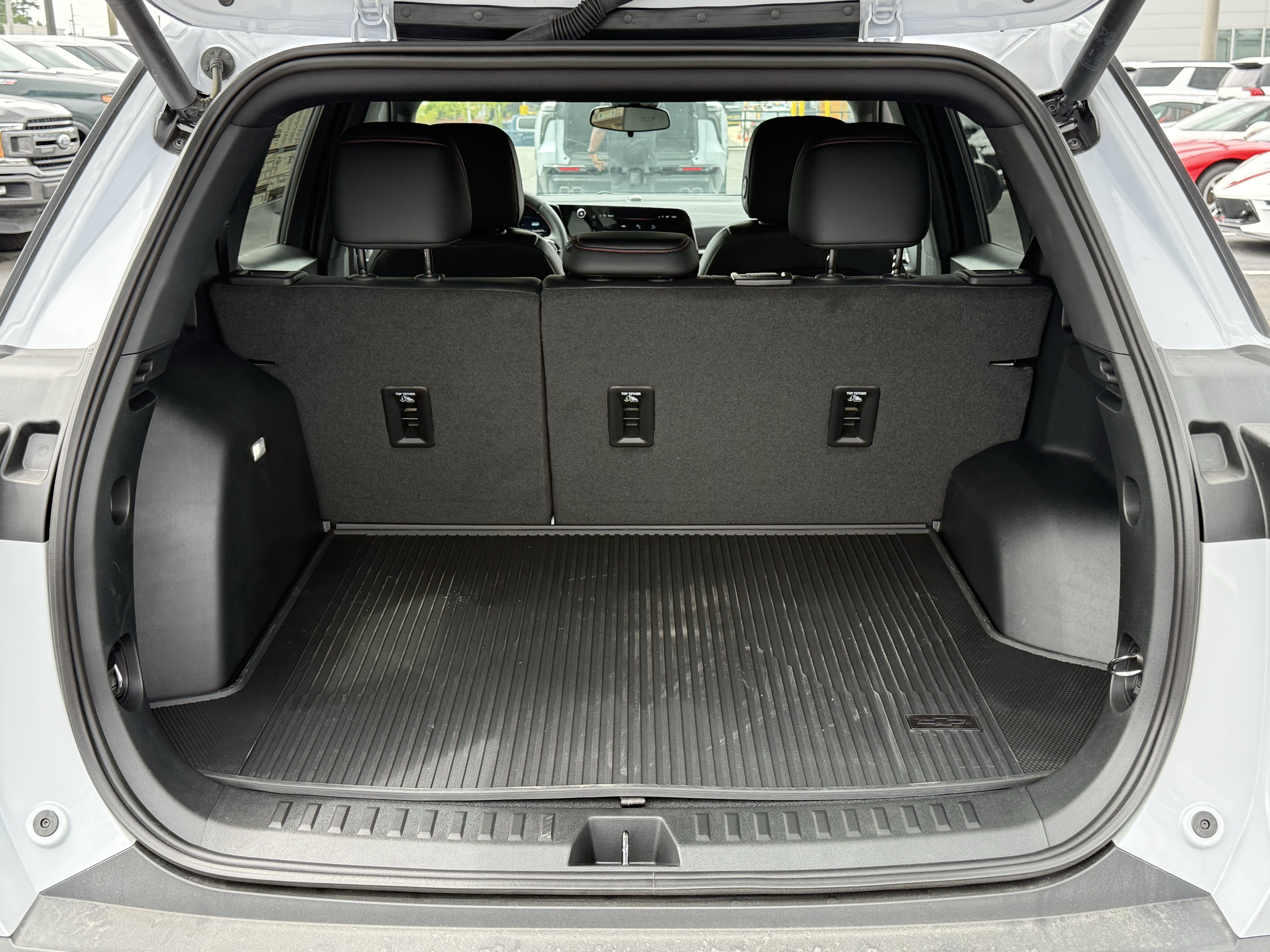 New 2026 Chevrolet Equinox RS w/ Convenience Package III AWD/4WD image 29
