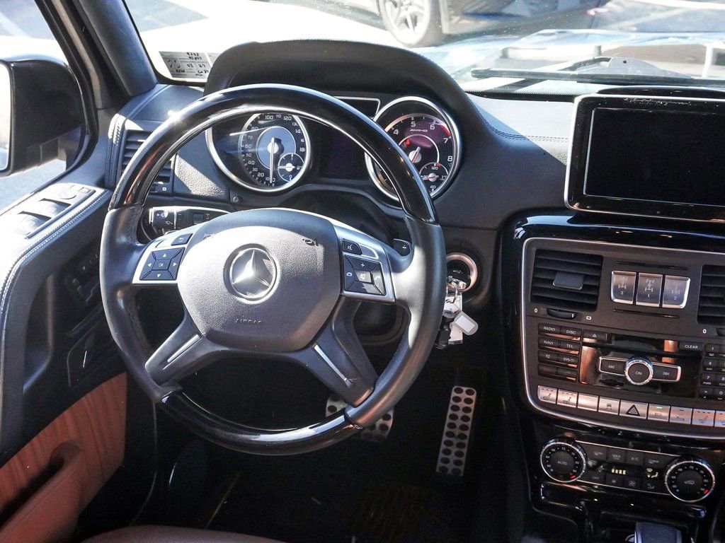 Used 2015 Mercedes-Benz G 63 AMG 4MATIC image 28