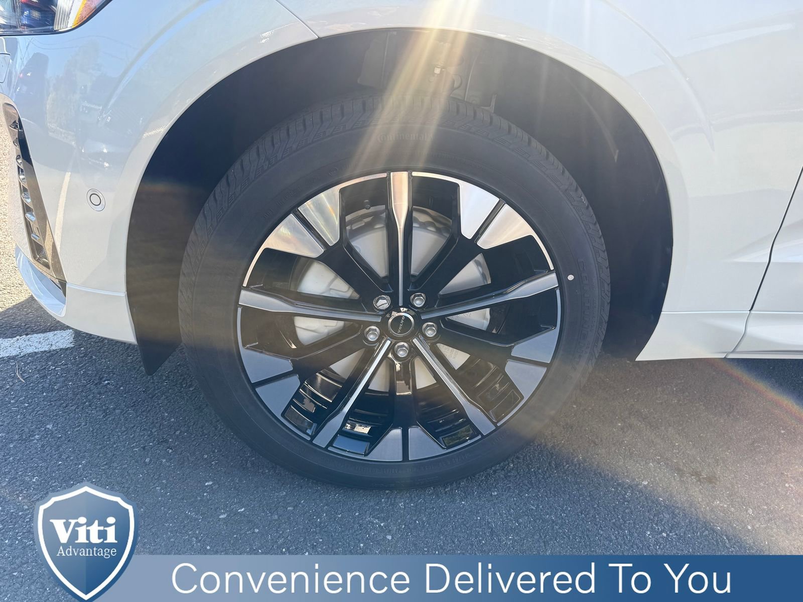 New 2026 Volvo XC60 B5 Plus w/ Protection Package Premier image 10