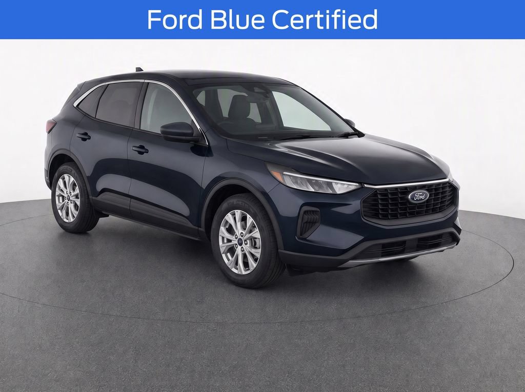 Used 2024 Ford Escape Active AWD/4WD image 2