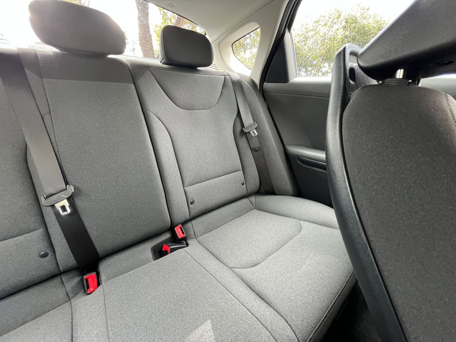 Used 2025 Kia K4 LXS image 36