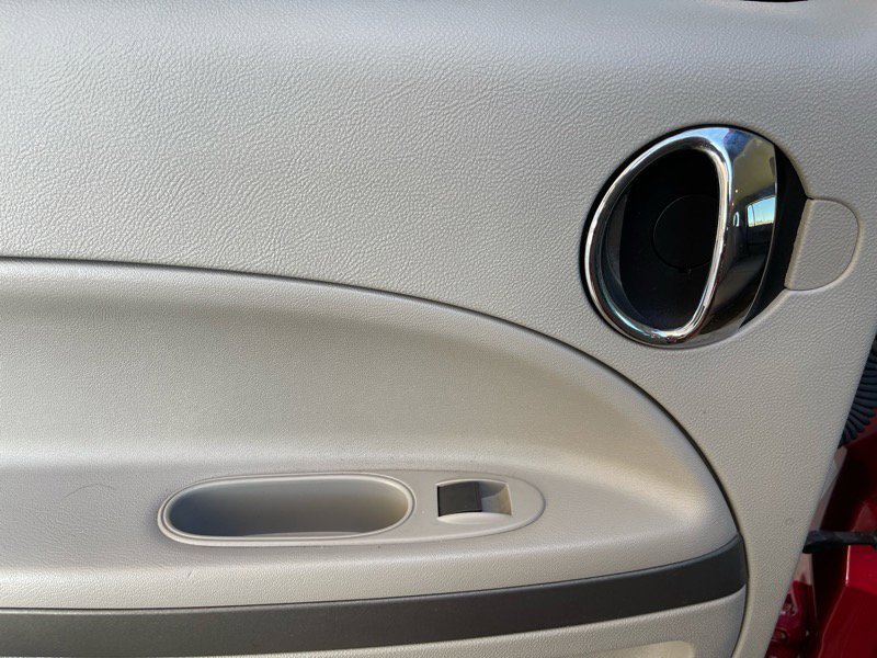 Used 2011 Chevrolet HHR LS image 34