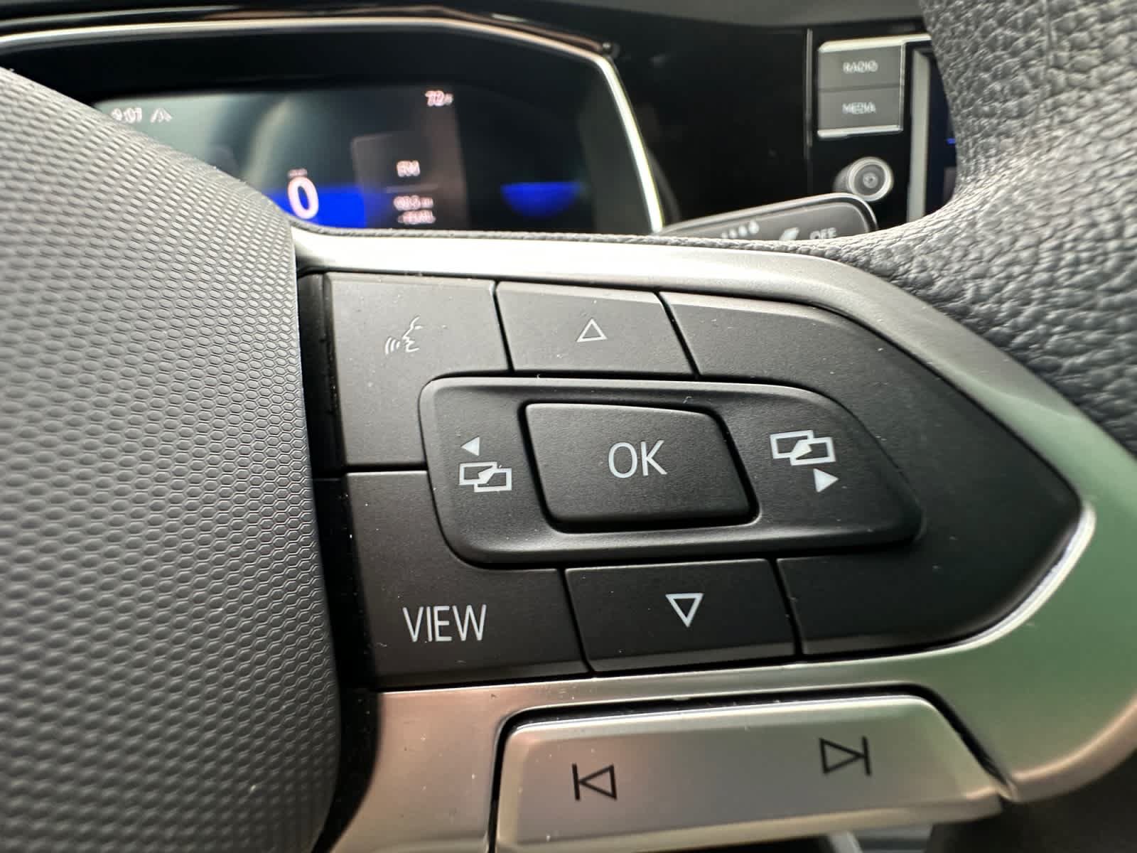 Used 2023 Volkswagen Jetta Sport FWD image 27