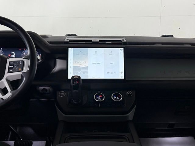 Certified 2024 Land Rover Defender 110 SE image 26