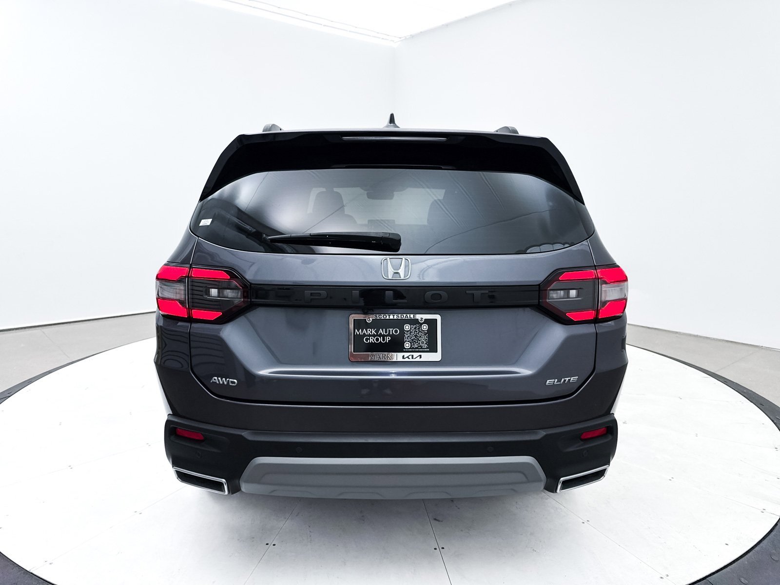 Used 2023 Honda Pilot Elite image 17