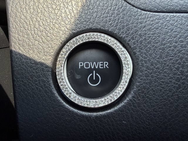 Used 2026 Toyota Camry SE w/ Convenience Package FWD image 19