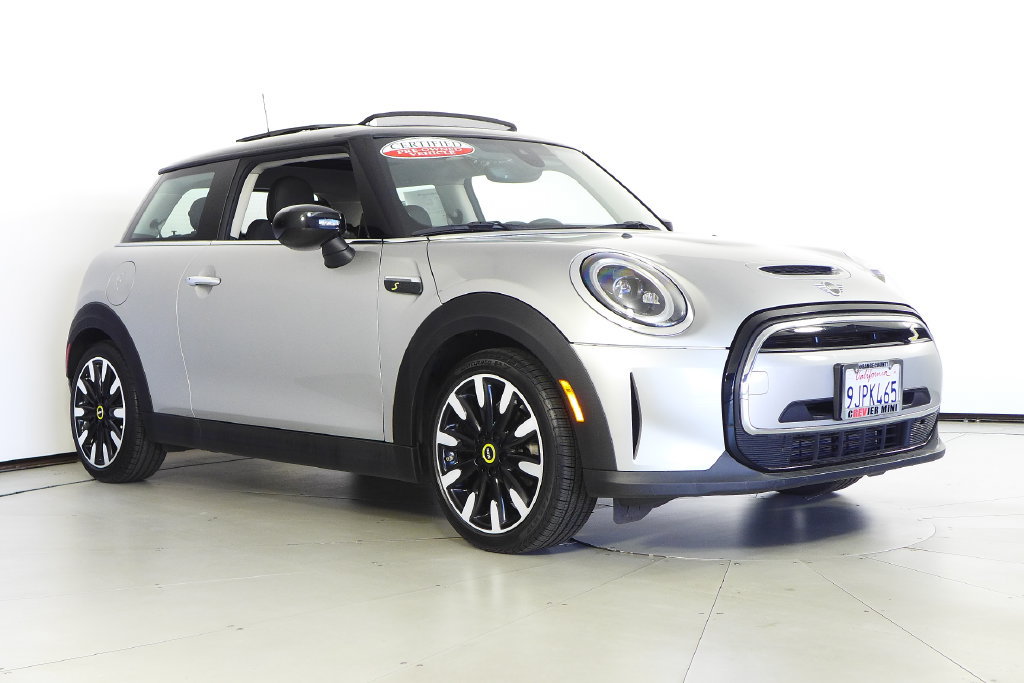 Certified 2024 MINI Cooper SE FWD image 4