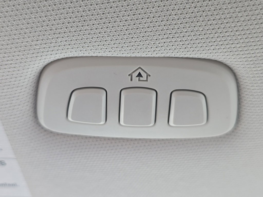 New 2026 Ford Explorer Platinum image 36