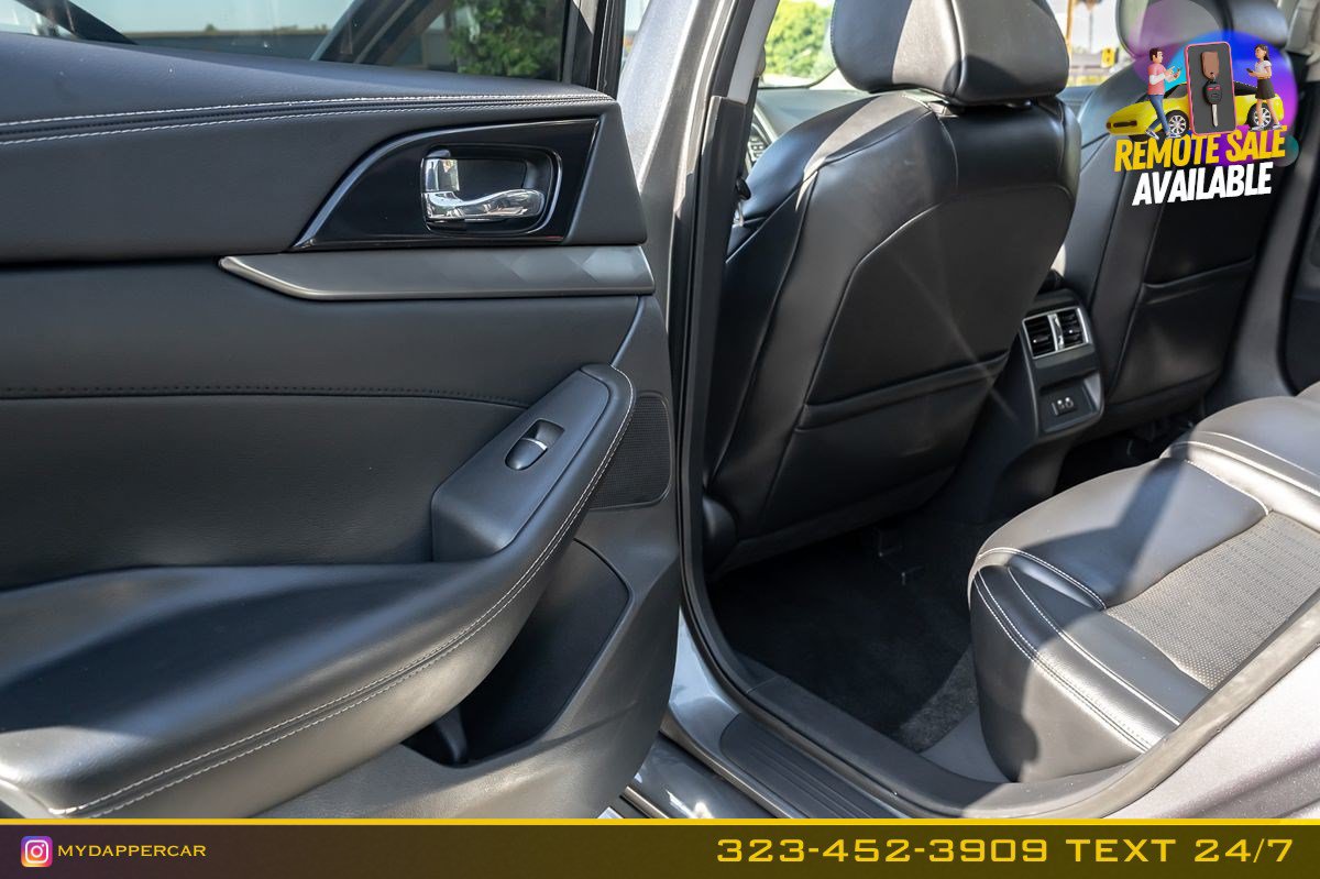 Used 2019 Nissan Maxima 3.5 SL w/ Floor Mat Group FWD image 16
