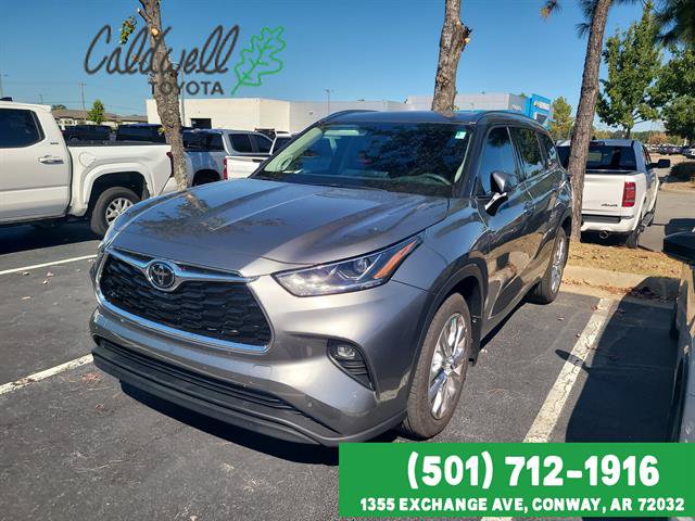 Used 2026 Toyota Highlander Limited AWD/4WD image 1