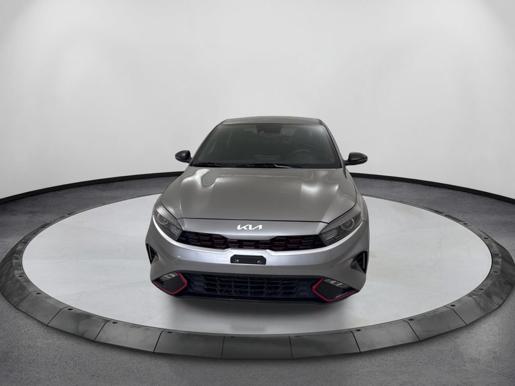 Used 2023 Kia Forte GT-Line FWD image 2