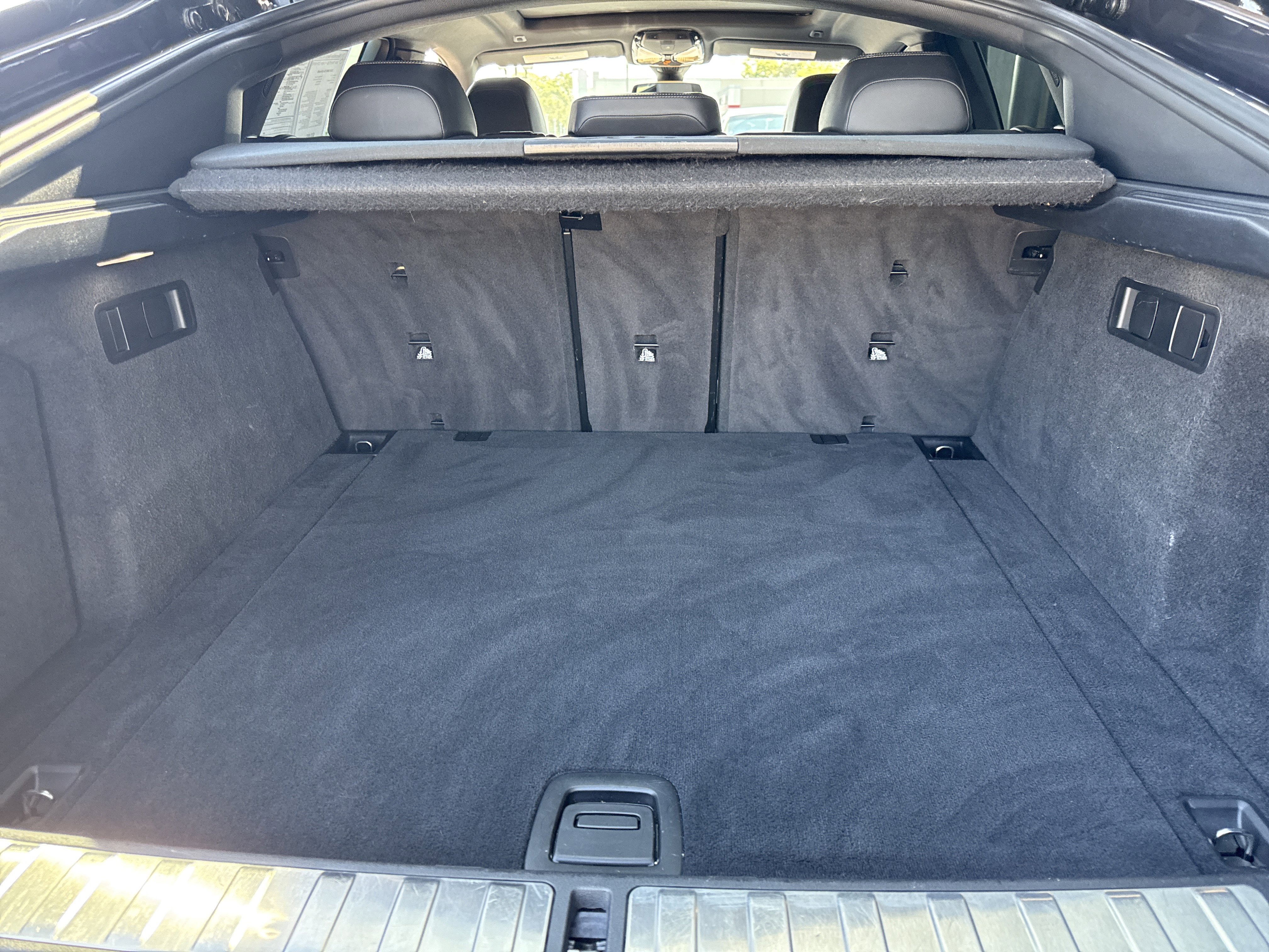 Used 2020 BMW X6 sDrive40i w/ Premium Package image 13