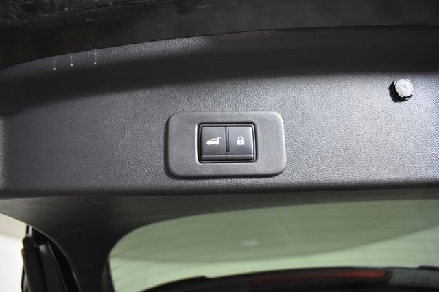 Certified 2025 Nissan Murano SL image 32