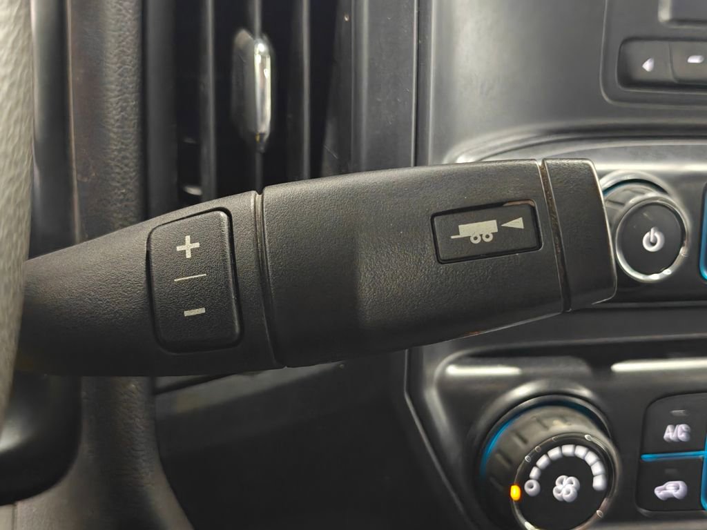 Used 2016 Chevrolet Silverado 2500 W/T AWD/4WD image 13