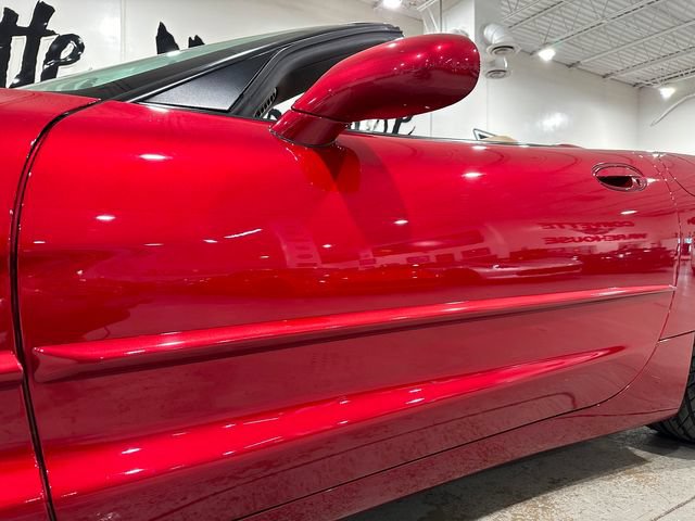 Used 2004 Chevrolet Corvette Convertible w/ Preferred Equipment Group RWD image 17
