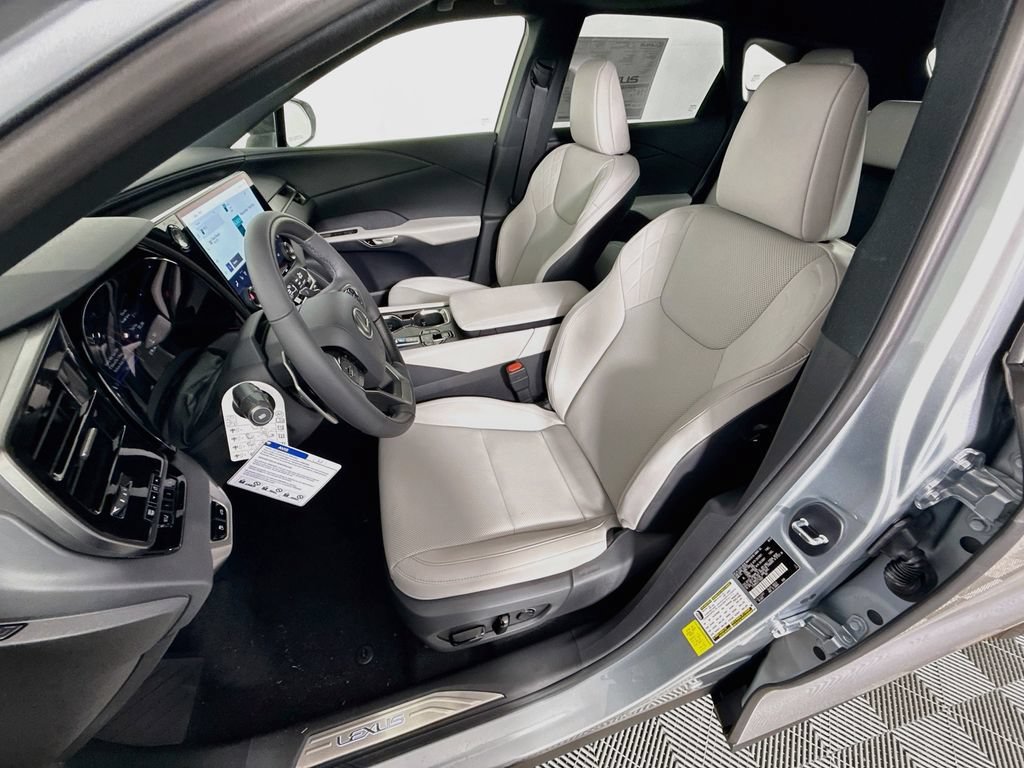 New 2026 Lexus RX 350 F Sport w/ Convenience Package AWD/4WD image 16