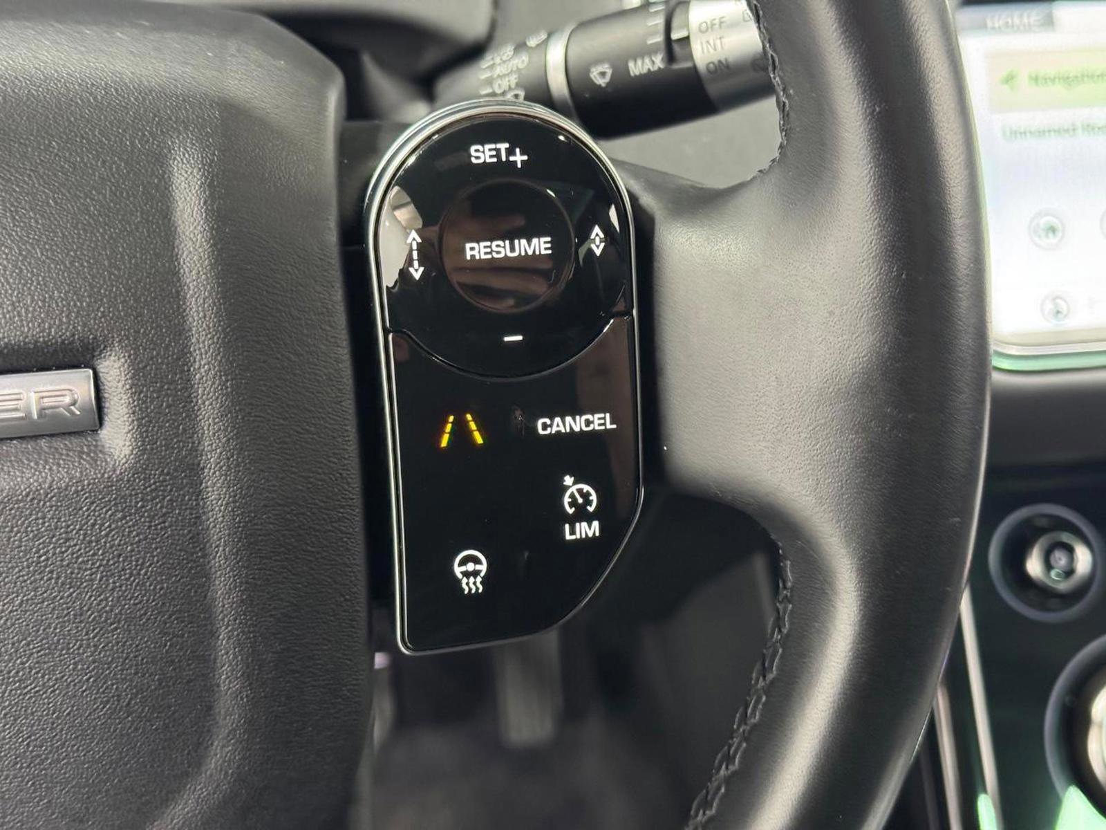 Used 2020 Land Rover Range Rover Evoque S image 31