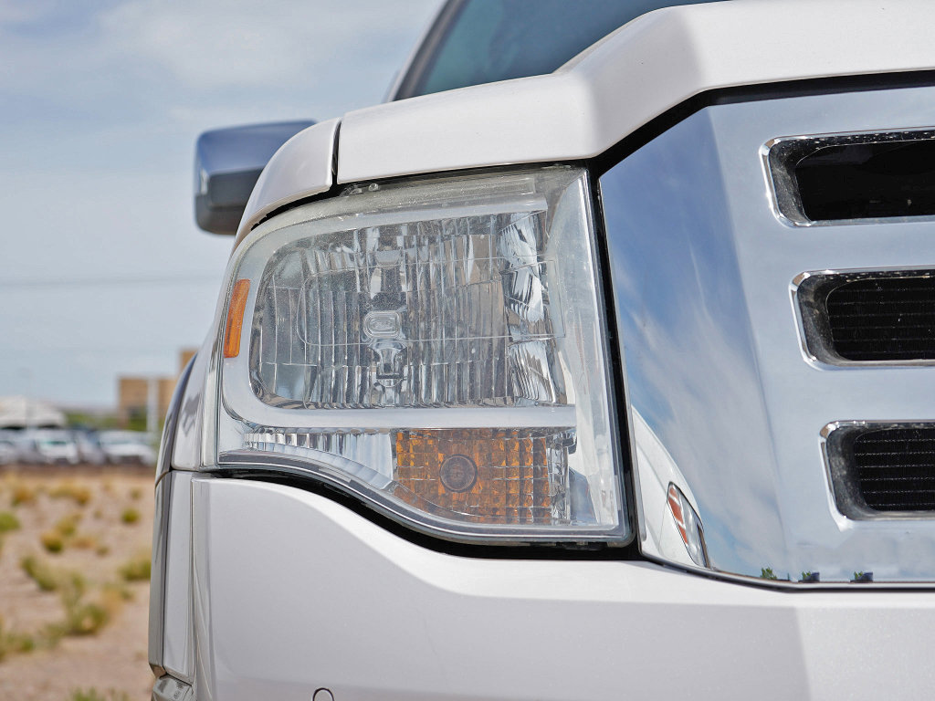 Used 2013 Ford Expedition EL King Ranch RWD image 4
