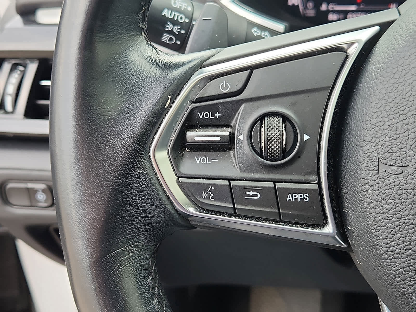 Certified 2023 Acura MDX SH-AWD w/ Technology Package image 24