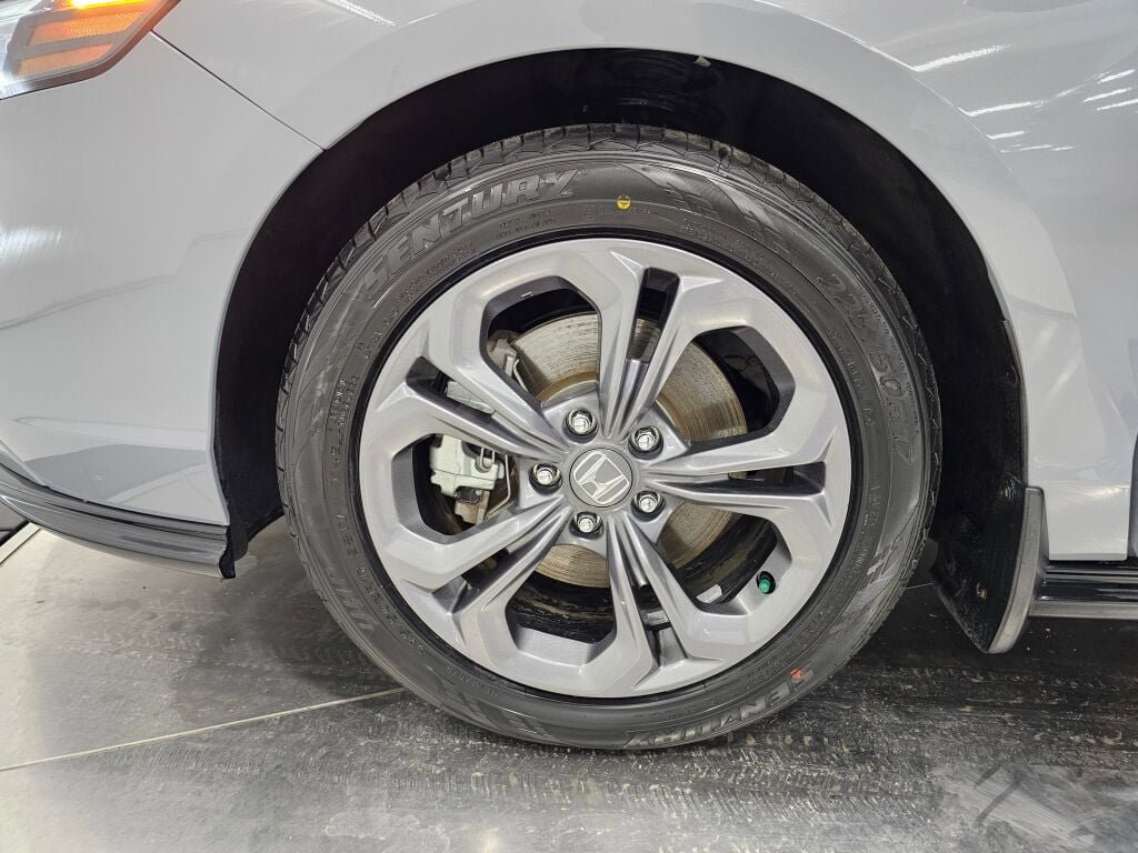 Certified 2024 Honda Accord EX-L image 10
