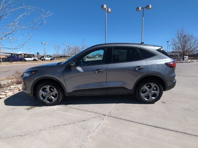 Used 2025 Ford Escape ST-Line Select image 4