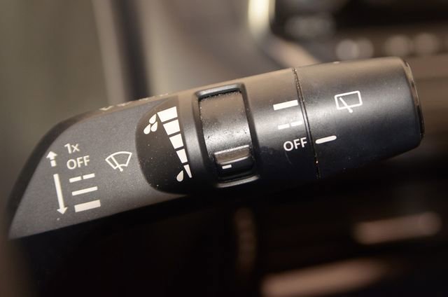 Used 2023 Nissan Rogue SL image 27