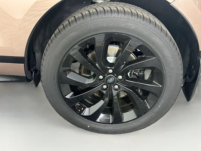 New 2026 Land Rover Range Rover Evoque Hoxton AWD/4WD image 28