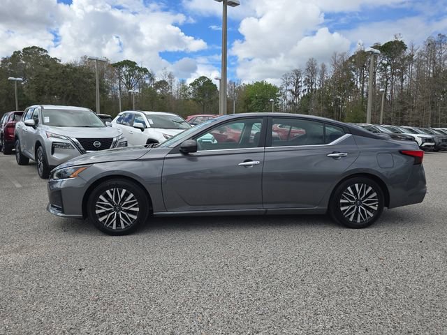 Certified 2025 Nissan Altima 2.5 SV image 5