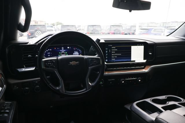 Used 2023 Chevrolet Silverado 1500 LT w/ Texas Edition Plus RWD image 9