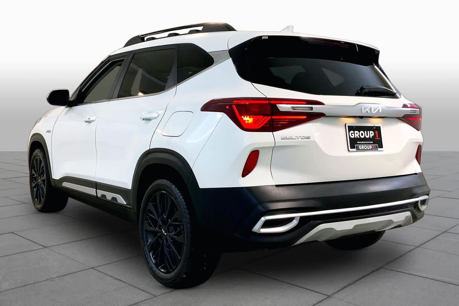 Used 2023 Kia Seltos Nightfall Edition AWD/4WD image 11