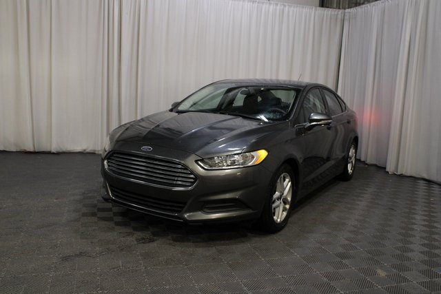 Used 2016 Ford Fusion SE image 28