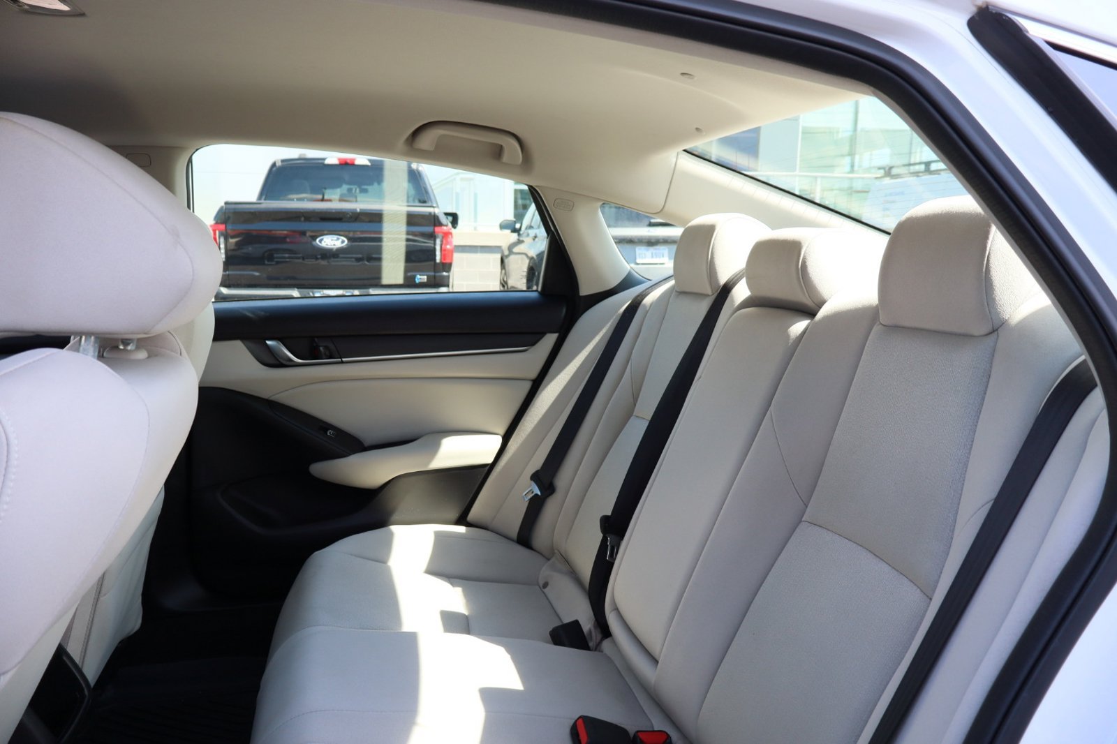 Used 2018 Honda Accord LX image 26