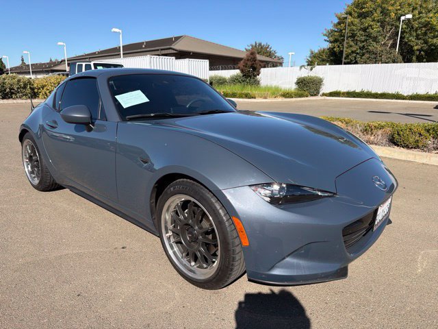 Used 2020 MAZDA MX-5 Miata RF Grand Touring RWD image 3