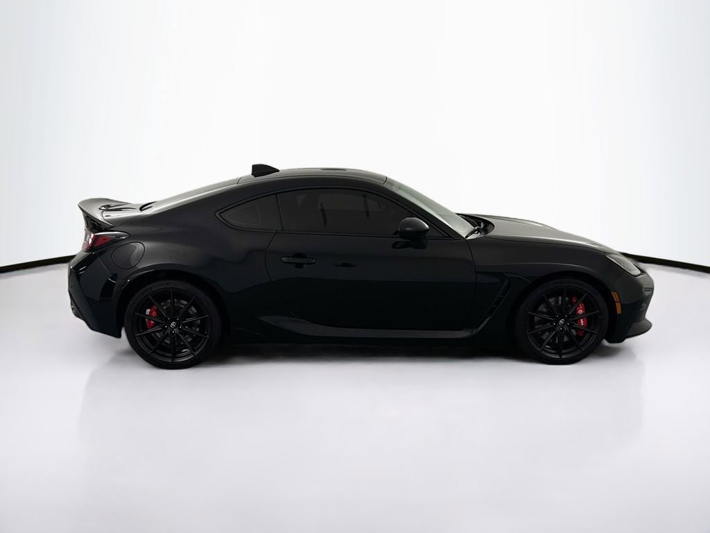 Used 2025 Toyota GR86 Premium w/ Performance Package RWD image 4