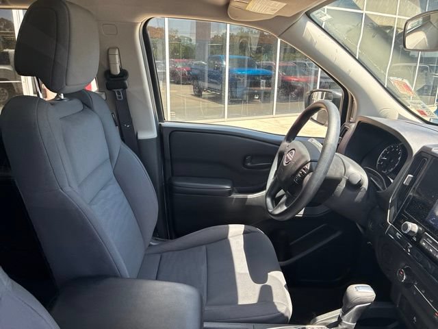 Used 2025 Nissan Frontier S RWD image 10