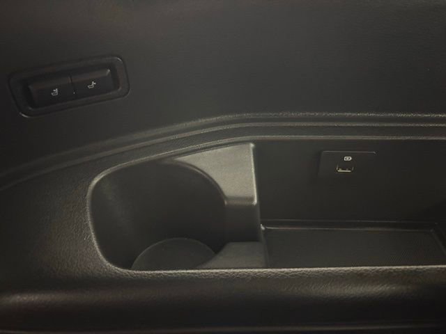 Used 2022 Ford Expedition Limited image 13