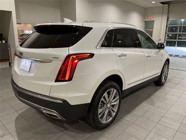Certified 2025 Cadillac XT5 Premium Luxury image 5