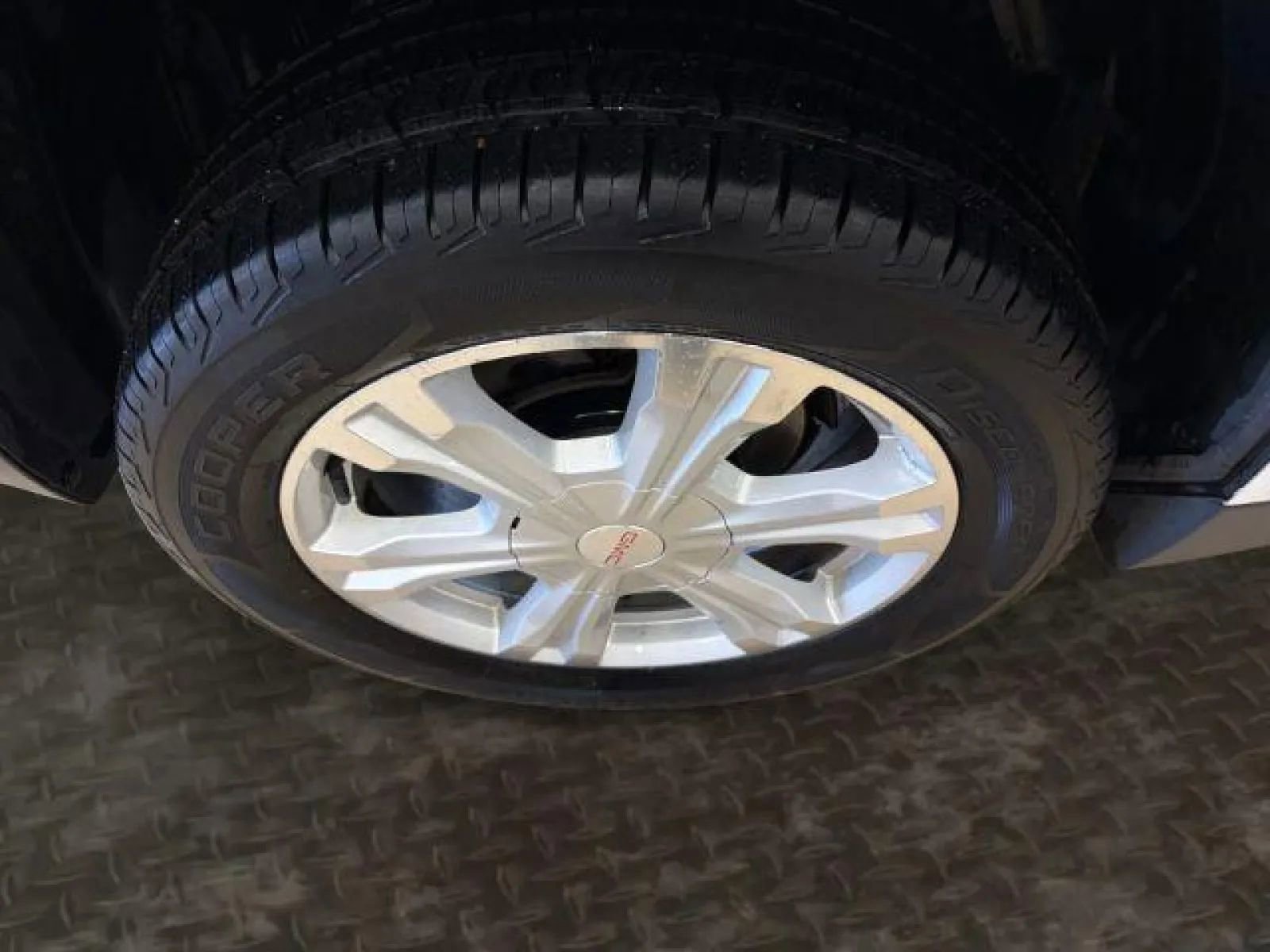 Used 2017 GMC Terrain SLT w/ Driver Alert Package I image 34