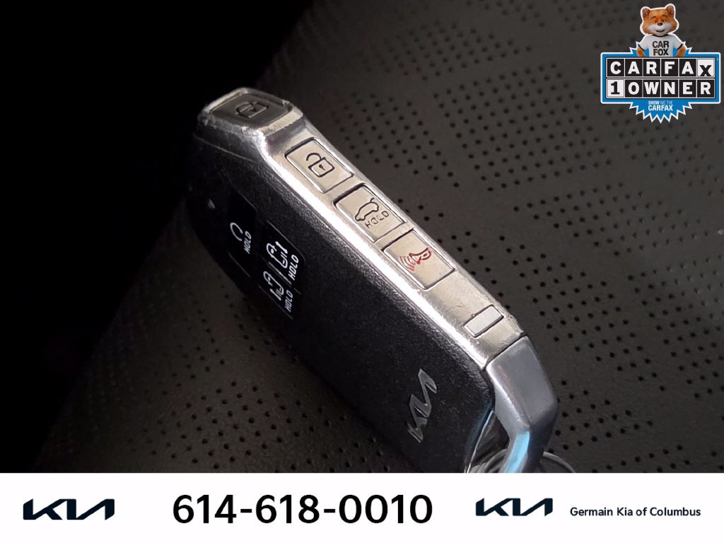 Used 2022 Kia Carnival EX FWD image 33