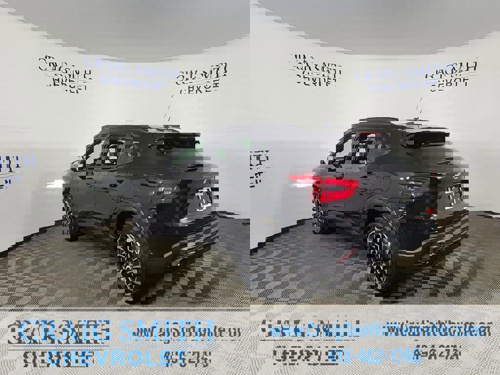 New 2026 Chevrolet Trax RS w/ Sunroof Package image 11