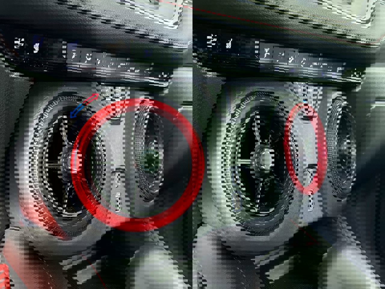 Used 2022 Chevrolet Blazer RS w/ Enhanced Convenience Package image 24