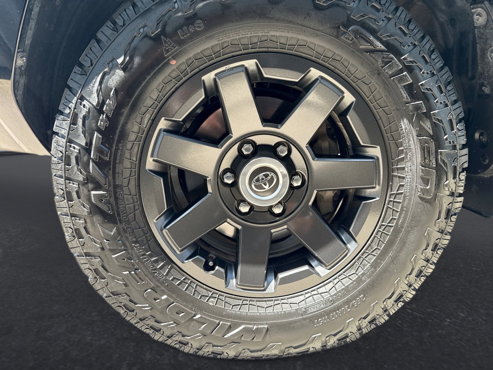 Used 2022 Toyota 4Runner Trail Special Edition AWD/4WD image 37
