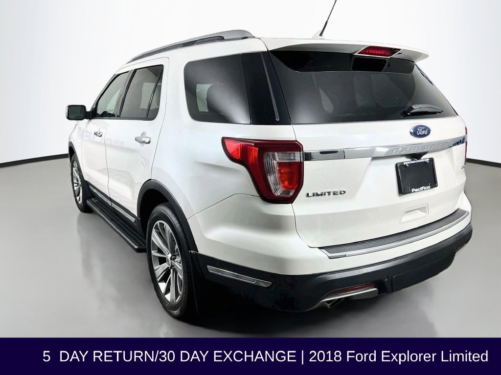 Used 2018 Ford Explorer Limited w/ Equipment Group 301A AWD/4WD image 6