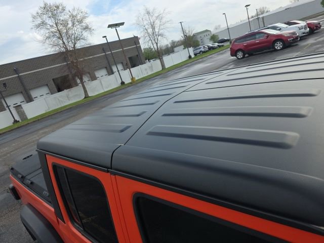 Used 2023 Jeep Gladiator Rubicon w/ Cold Weather Group image 9